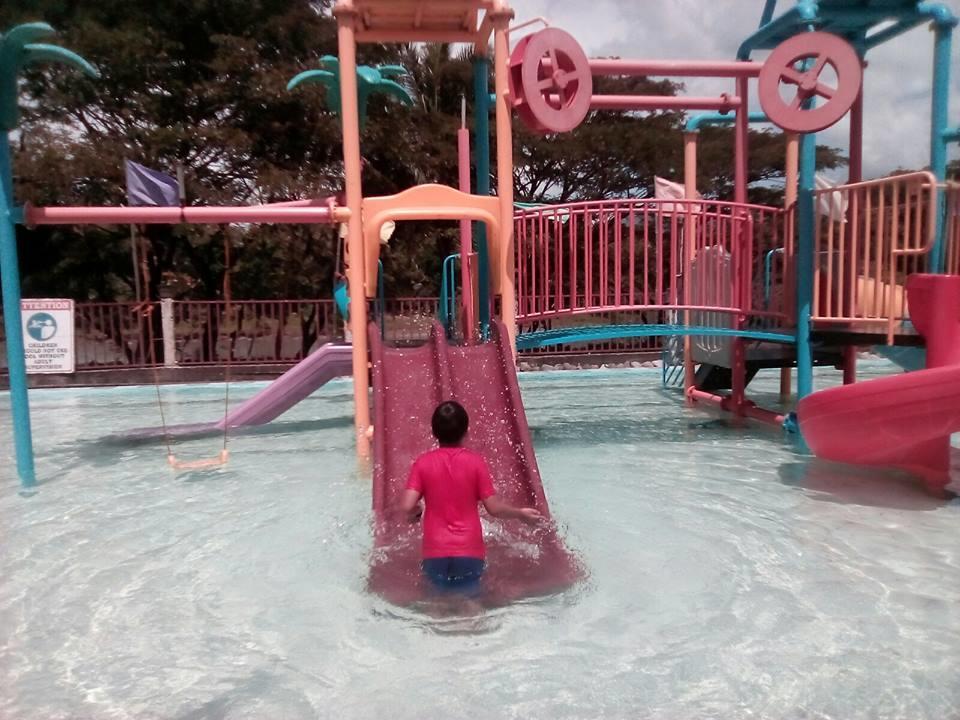 Gazebo Pools And Restaurant Hotel Cabadbaran Kültér fotó